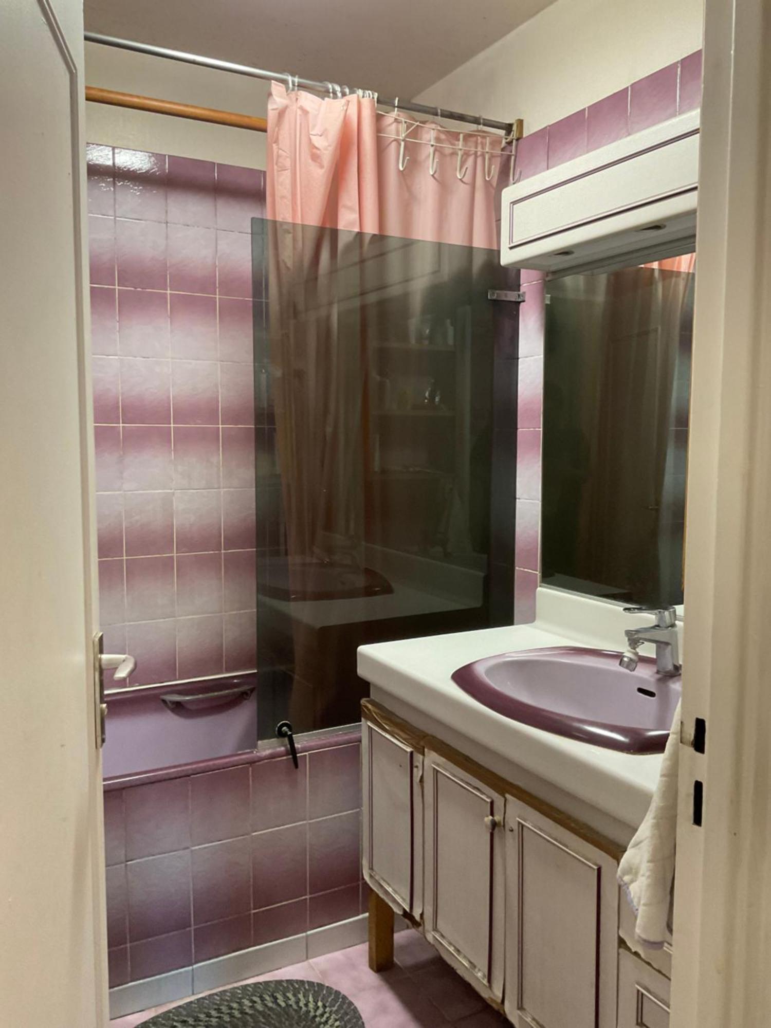 Female-Dortoir Femme -Dorm Shared Room Paris Bobigny Ngoại thất bức ảnh